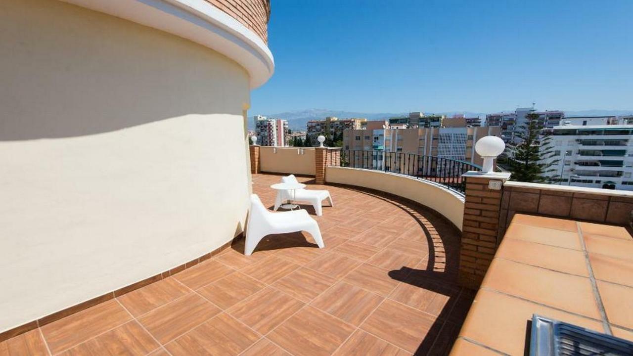 Appartamento Ático Olimpo con Piscina Torre Del Mar Esterno foto